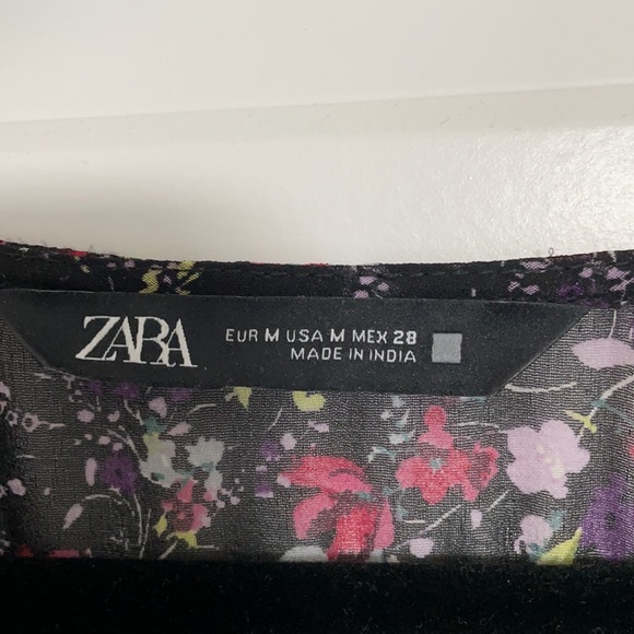 Zara midi flowery dress. Size 8. Never worn. - Picture 3 of 5